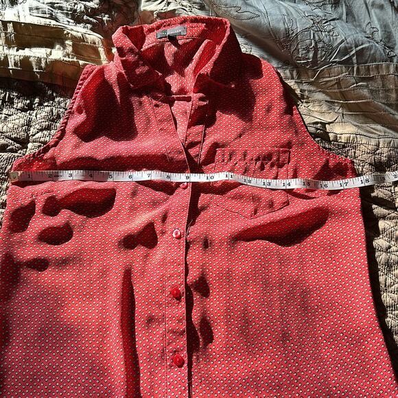 The Limited | Sleeveless Button Down Blouse Size XS - Picture 10 of 11